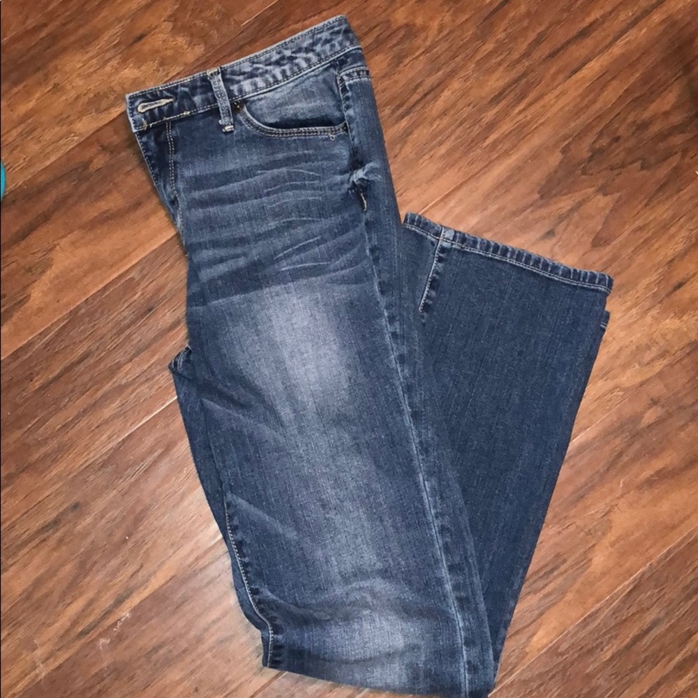 boot cut jeans